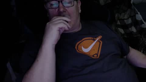 Snapshot of ddc444 chatting on 06-19-26, 05:01 DC online show from 06-19-26, 05:01