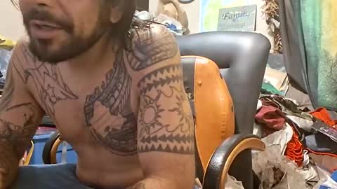 deadbirdink8o8 online show from 04-01-26, 09:32