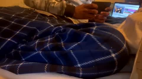 dealwithit805747 online show from 01-09-25, 02:54