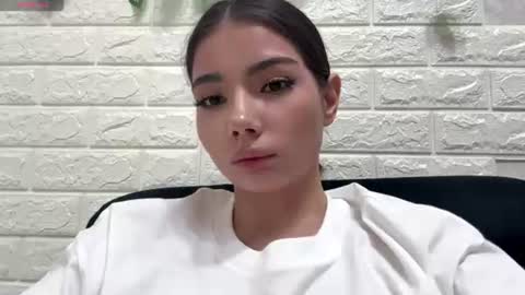 Snapshot of deandemarino chatting on 07-18-26, 11:30 Marino online show from 07-18-26, 11:30