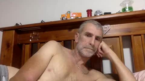 deanofflove2210 online show from 01-07-25, 01:49