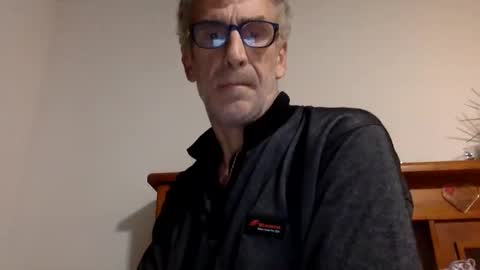 deanofflove2210 online show from 03-10-25, 04:28