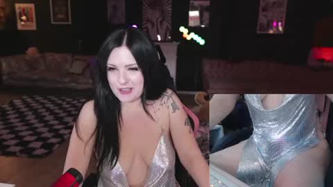 Snapshot of dearxfawncosplayx chatting on 06-17-26, 11:38 Dear Fawn online show from 06-17-26, 11:38