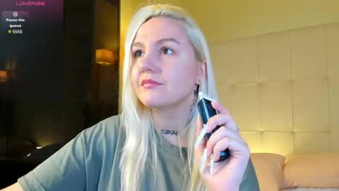 Snapshot of debbie_taylor chatting on 03-15-26, 05:19 Debbie Mon Tue Fri Sun Sat GMT 3 1000am - 0400pm online show from 03-15-26, 05:19