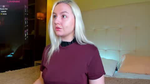 Snapshot of debbie_taylor chatting on 03-26-26, 05:29 Debbie Mon Tue Fri Sun Sat GMT 3 1000am - 0400pm online show from 03-26-26, 05:29