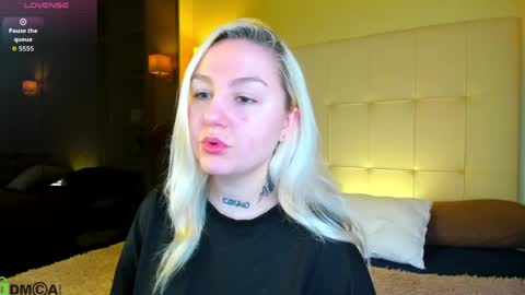 Snapshot of debbie_taylor chatting on 04-11-26, 05:28 Debbie Mon Tue Fri Sun Sat GMT 3 1000am - 0400pm online show from 04-11-26, 05:28