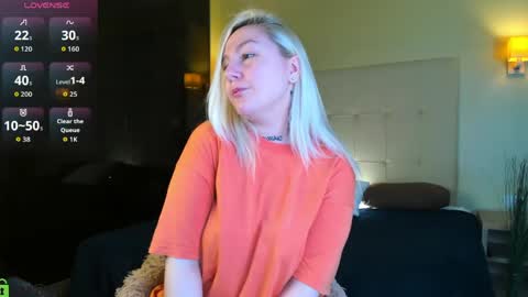 Snapshot of debbie_taylor chatting on 04-12-26, 05:07 Debbie Mon Tue Fri Sun Sat GMT 3 1000am - 0400pm online show from 04-12-26, 05:07