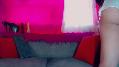 deboragill online show from 04-13-26, 07:41