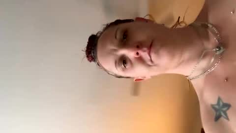 Snapshot of deebaby0906 chatting on 02-11-26, 02:33 deebaby0906 online show from 02-11-26, 02:33