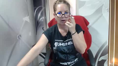 hi guys i m a cute milf i m here for good time and nice people pls be respectfool and enjoy me online show from 03-13-26, 10:00