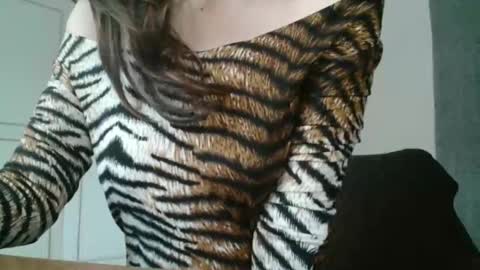 KamiDevi online show from 01-08-26, 02:52