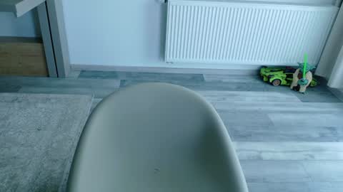 Snapshot of deidi_sweet chatting on 06-29-26, 10:15 Di online show from 06-29-26, 10:15