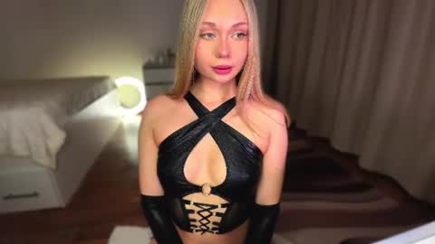 Snapshot of delanona chatting on 07-02-26, 10:16 Dia online show from 07-02-26, 10:16