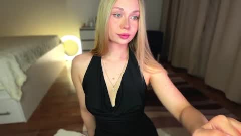 Snapshot of delanona chatting on 07-18-26, 08:56 Dia online show from 07-18-26, 08:56