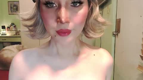 Mercedes online show from 04-13-26, 01:55