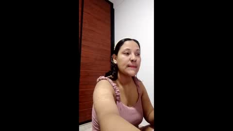 Snapshot of delicious_sarah07 chatting on 05-15-26, 11:06 Sarah online show from 05-15-26, 11:06