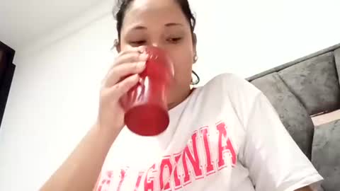 Snapshot of delicious_sarah07 chatting on 06-03-26, 10:40 Sarah online show from 06-03-26, 10:40