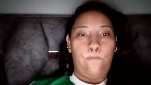 Snapshot of delicious_sarah07 chatting on 06-06-26, 11:37 Sarah online show from 06-06-26, 11:37