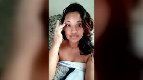 Snapshot of delicious_sarah07 chatting on 06-14-26, 05:26 Sarah online show from 06-14-26, 05:26