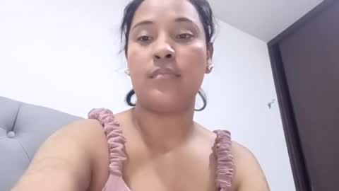 Snapshot of delicious_sarah07 chatting on 07-12-26, 02:02 Sarah online show from 07-12-26, 02:02