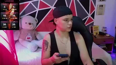 Snapshot of demimoore222 chatting on 02-11-26, 07:41 DEMI online show from 02-11-26, 07:41