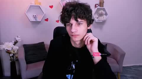 Snapshot of den_rich chatting on 03-11-25, 10:29 Den online show from 03-11-25, 10:29