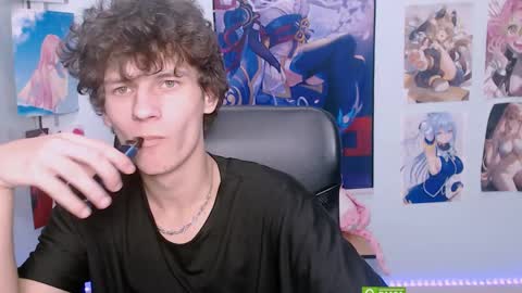 Snapshot of den_rich chatting on 03-12-25, 12:47 Den online show from 03-12-25, 12:47