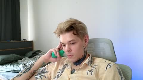 Denis online show from 05-14-26, 12:01