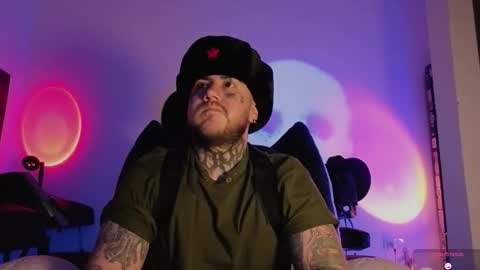 Oliver online show from 01-19-26, 01:09