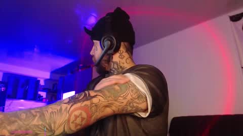 Oliver online show from 02-28-26, 04:02