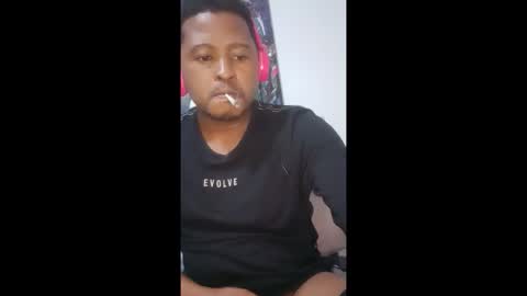 Snapshot of dentzo chatting on 05-14-26, 07:31 mastER blACK online show from 05-14-26, 07:31