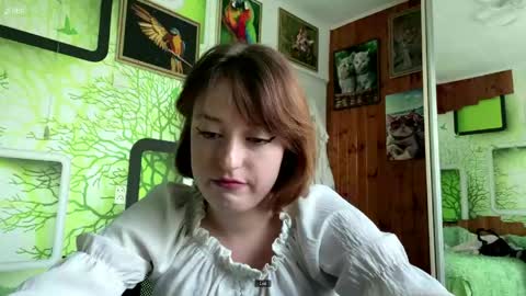 Lira online show from 05-22-26, 04:34