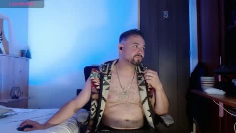 Dereck Mills3 online show from 02-21-26, 03:51