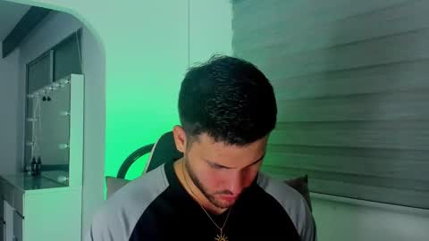 Snapshot of dereckhardd chatting on 03-01-26, 12:01 dereckhardd online show from 03-01-26, 12:01