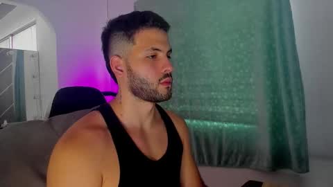 Snapshot of dereckhardd chatting on 03-24-26, 02:33 dereckhardd online show from 03-24-26, 02:33