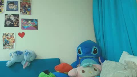 derek_44 online show from 06-11-26, 03:04