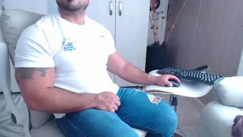 Derek online show from 06-20-26, 05:05
