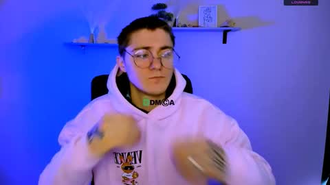 derek_hawk_ online show from 02-05-26, 09:47