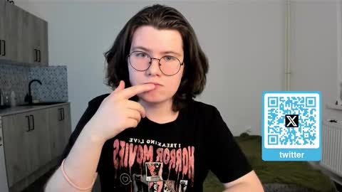 Derek online show from 03-12-26, 07:31