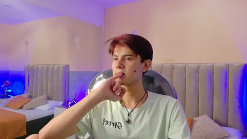 derek_sinn online show from 05-22-26, 08:14