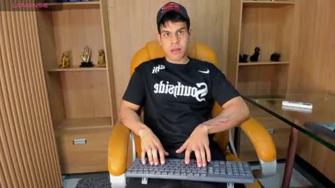 derek_voss online show from 04-23-26, 11:53