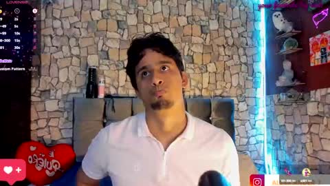 Snapshot of derekk_cute chatting on 01-18-25, 08:30 DEREKK online show from 01-18-25, 08:30