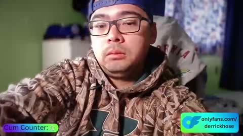 Snapshot of derrick_hose chatting on 11-17-25, 06:14 Derrick Hose online show from 11-17-25, 06:14