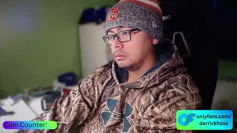 Snapshot of derrick_hose chatting on 11-18-25, 05:06 Derrick Hose online show from 11-18-25, 05:06