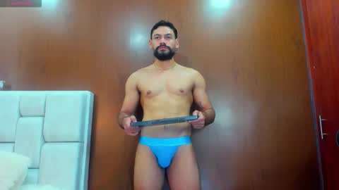 Snapshot of derrybigger_cm chatting on 12-14-25, 09:30 DerryBigger CM online show from 12-14-25, 09:30