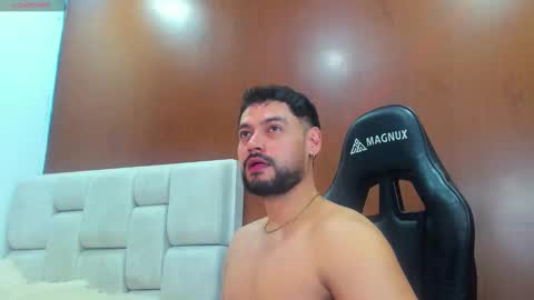 Snapshot of derrybigger_cm chatting on 02-17-26, 09:54 DerryBigger CM online show from 02-17-26, 09:54