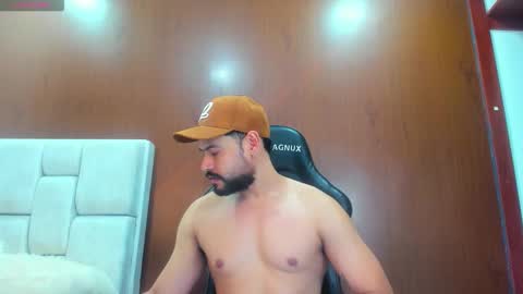 Snapshot of derrybigger_cm chatting on 03-15-26, 07:09 DerryBigger CM online show from 03-15-26, 07:09