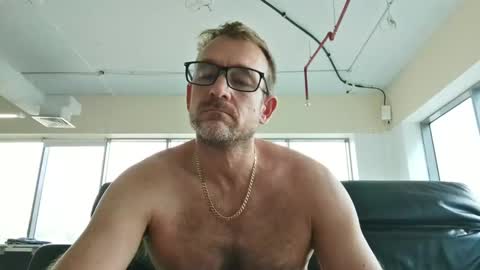 Snapshot of desertranger chatting on 12-15-24, 06:51 desertranger online show from 12-15-24, 06:51