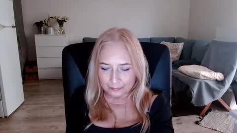 S O F I A online show from 01-20-25, 02:57