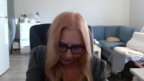 S O F I A online show from 02-22-25, 02:41